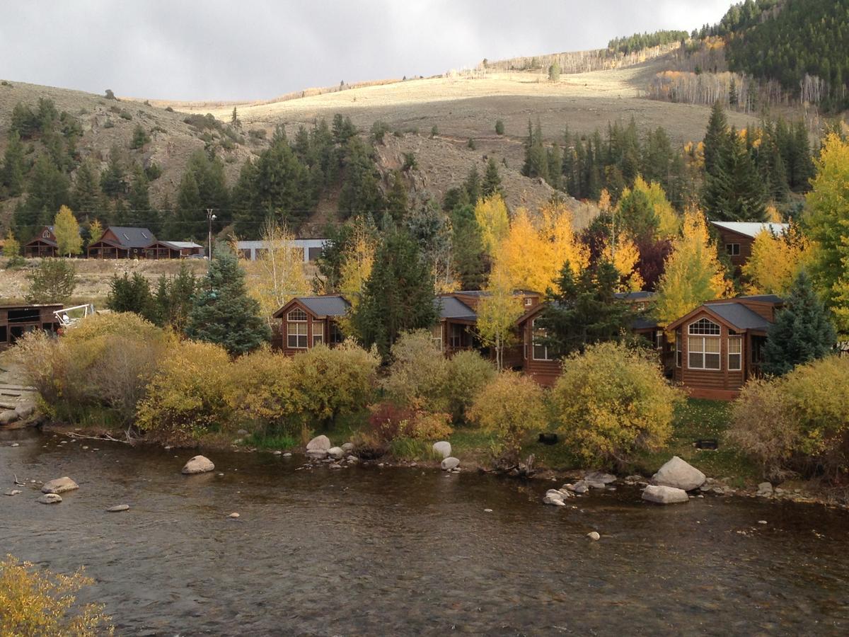 Three Rivers Resort Almont Exterior foto